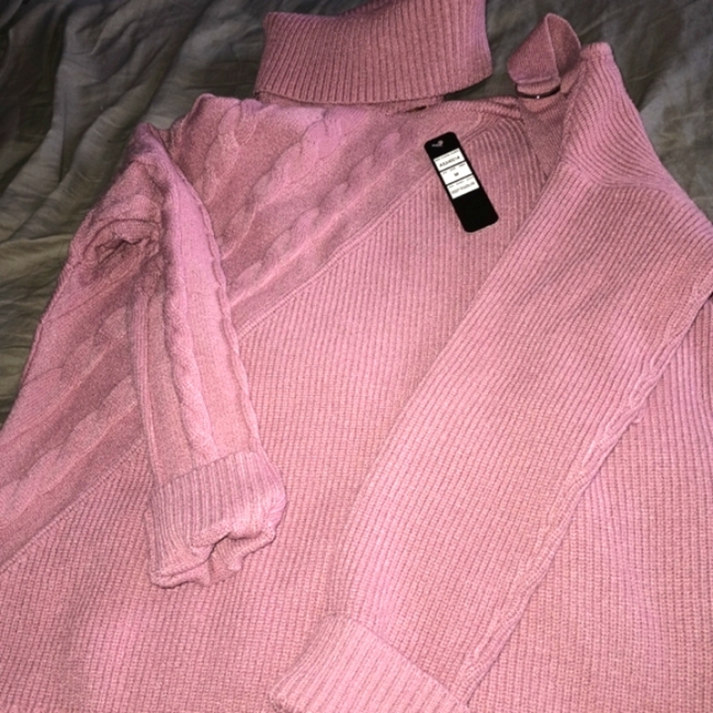 Sweater - Picture 4 of 4